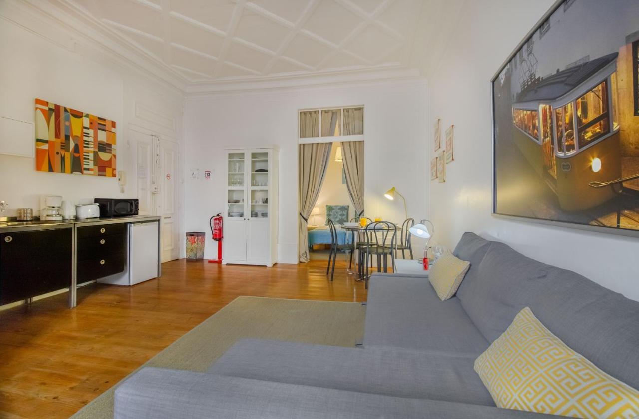Chiado Balcony Apartment Лиссабон Экстерьер фото